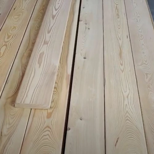 Доска террасная лиственница гладкая 34*140*2000, сорт ВС (0,28м2)